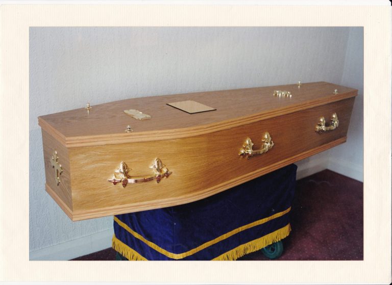 Coffins - FE Farrer Funeral Directors